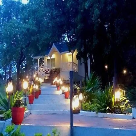 Greendale Resort Pachmarhī Dış mekan fotoğraf